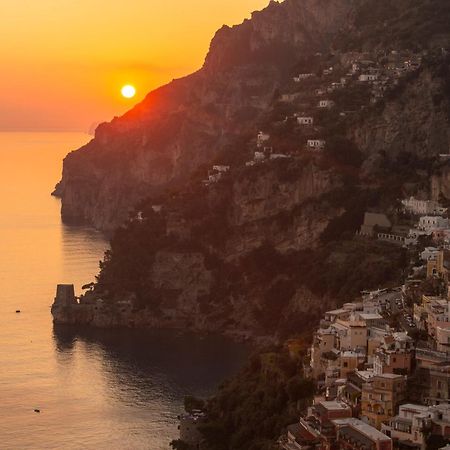 Апартаменты Aria Di Mare,Near Elevator, Few Steps, Parking, Garden Позитано Экстерьер фото