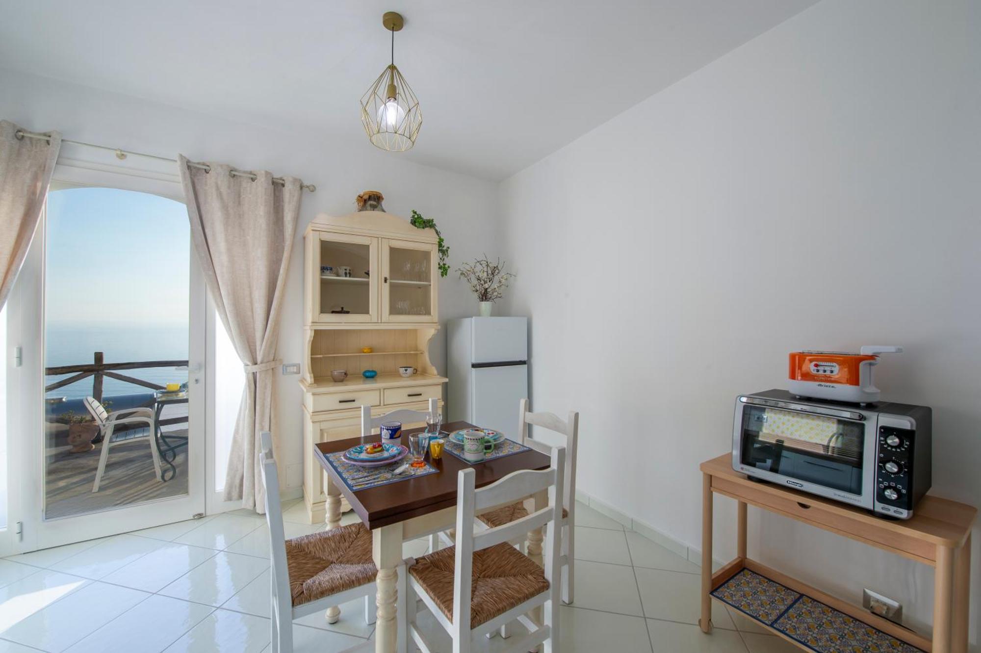 Апартаменты Aria Di Mare,Near Elevator, Few Steps, Parking, Garden Позитано Экстерьер фото